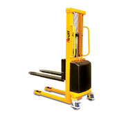 輕型半電動(dòng)堆高車(chē)