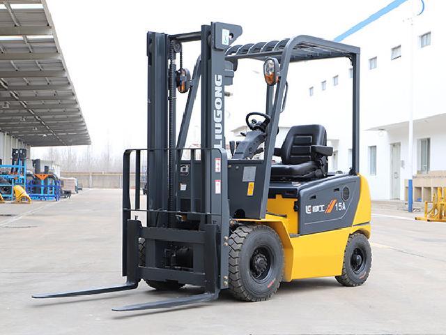 CLG系列四支點(diǎn)單驅(qū)1.5T~1.8T